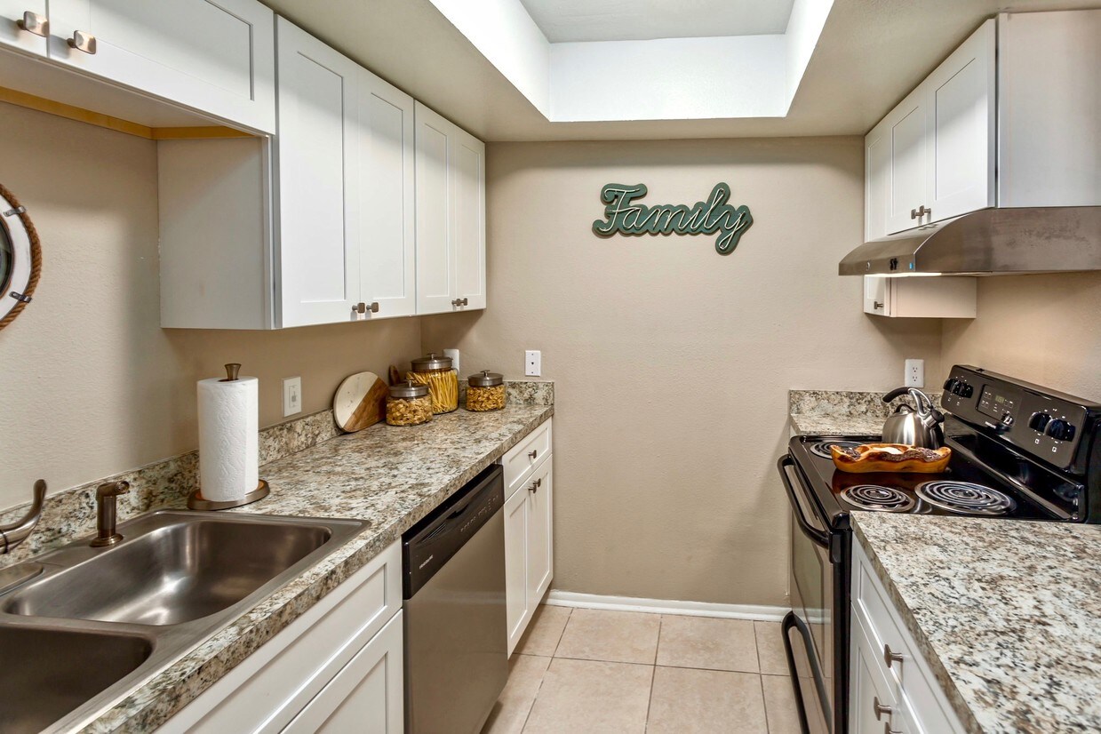 Della Vita Apartments Apartments in Winter Haven, FL