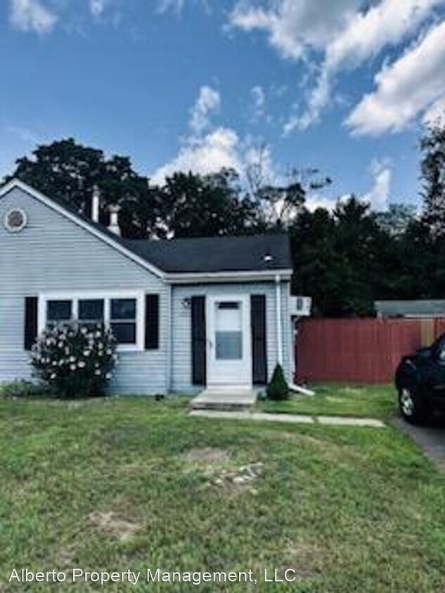 Primary Photo - 2 br, 1.5 bath House - 2505 Lexington Ct.