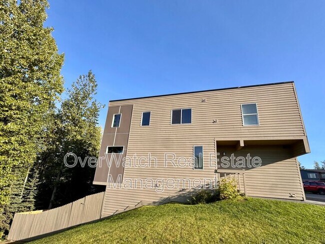Foto del edificio - 3661 Little Bear Pl