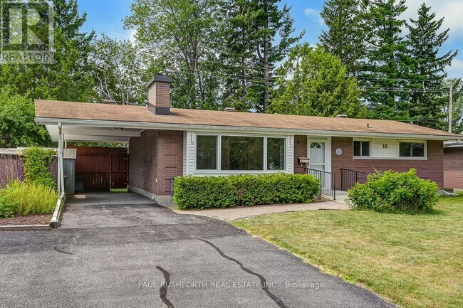 Building Photo - 16 Solva Dr
