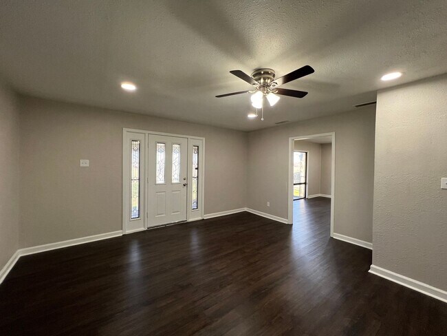 Foto del edificio - Homes for Rent in Rhome TX