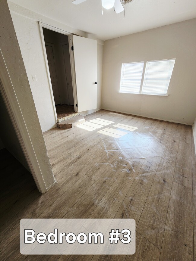 Foto del edificio - 1607 NW Smith Ave