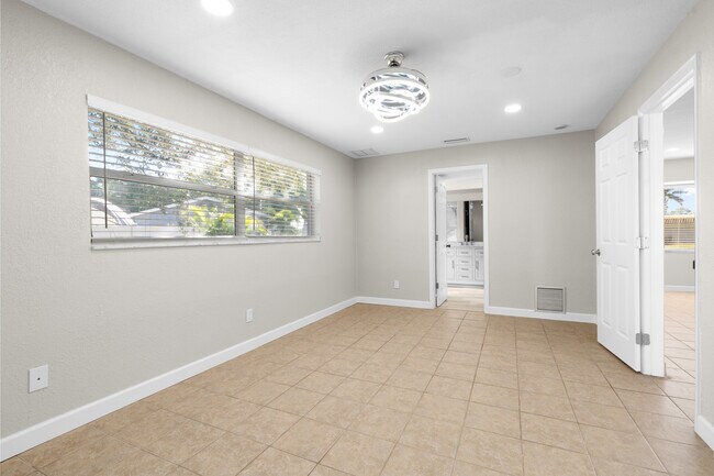 Building Photo - 9318 1st St N