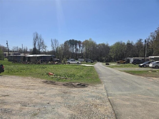 Foto del edificio - 918 Cline Park Dr