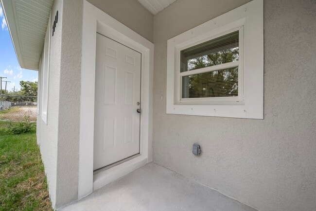 Photo - Brand New Home located in the heart of Tampa!