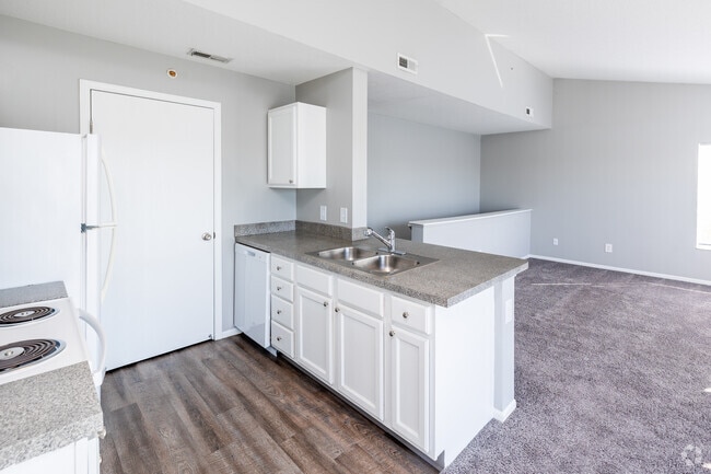 Bradford - Kitchen - Lakes at Woodmont