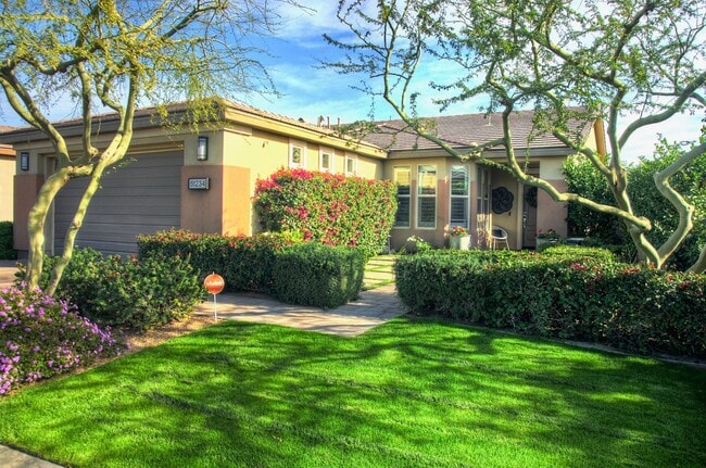 Foto del edificio - 51234 Longmeadow St