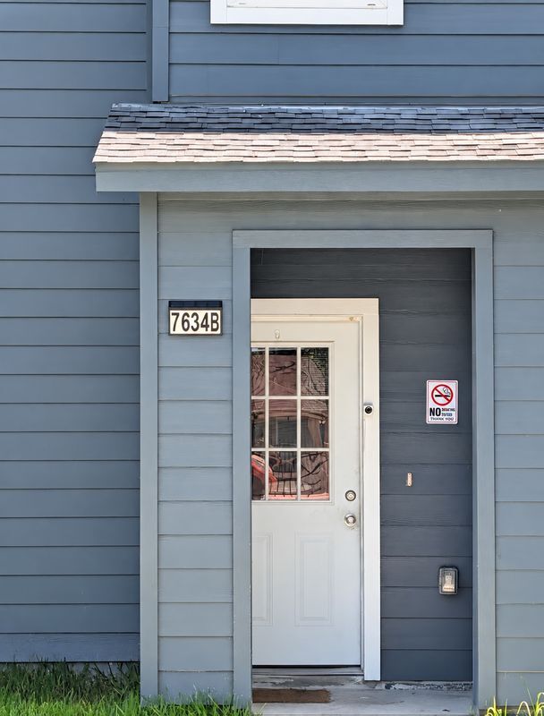 Foto del edificio - 7634 Crofton St