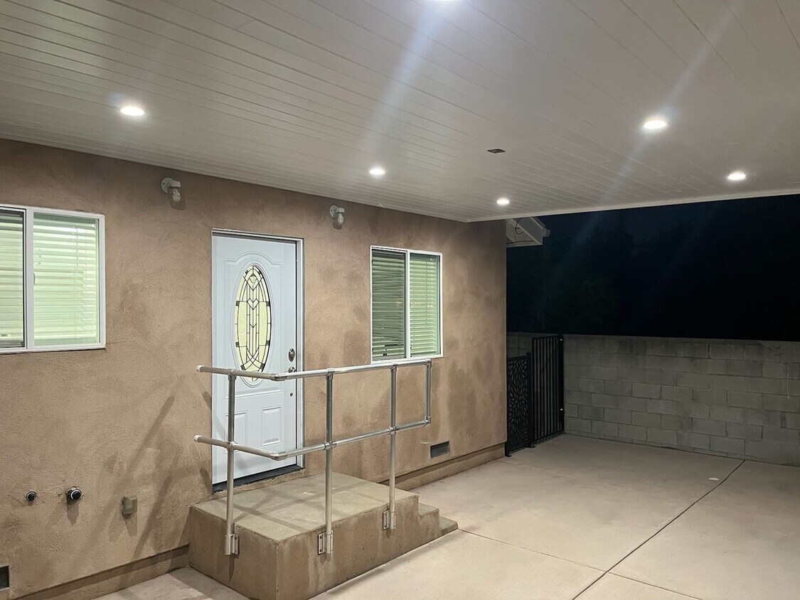 Foto principal - 2BR ADU w/dishwasher, in-unit laundry + ou...