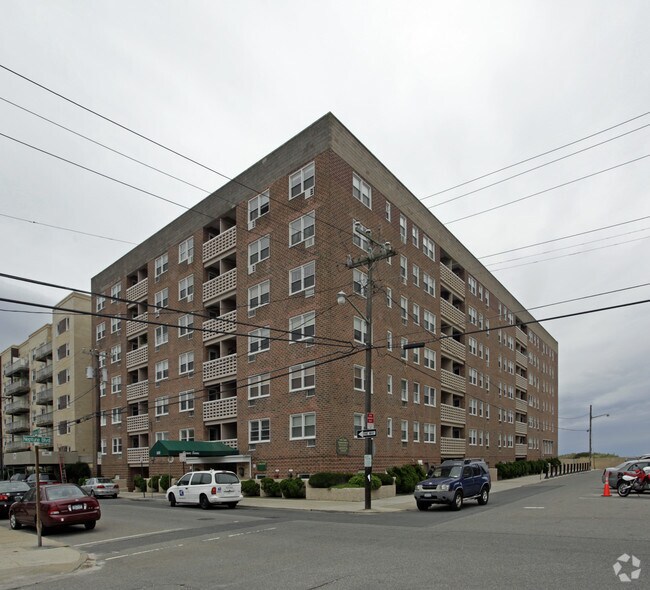 Riviera Towers Apartments - Long Beach, NY | Apartments.com