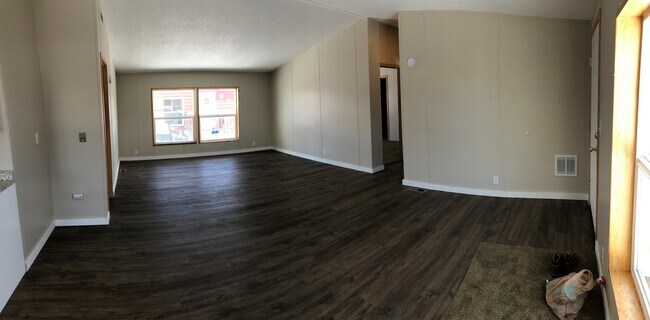 Foto del edificio - 3 Bed Module home in Babcock Vista