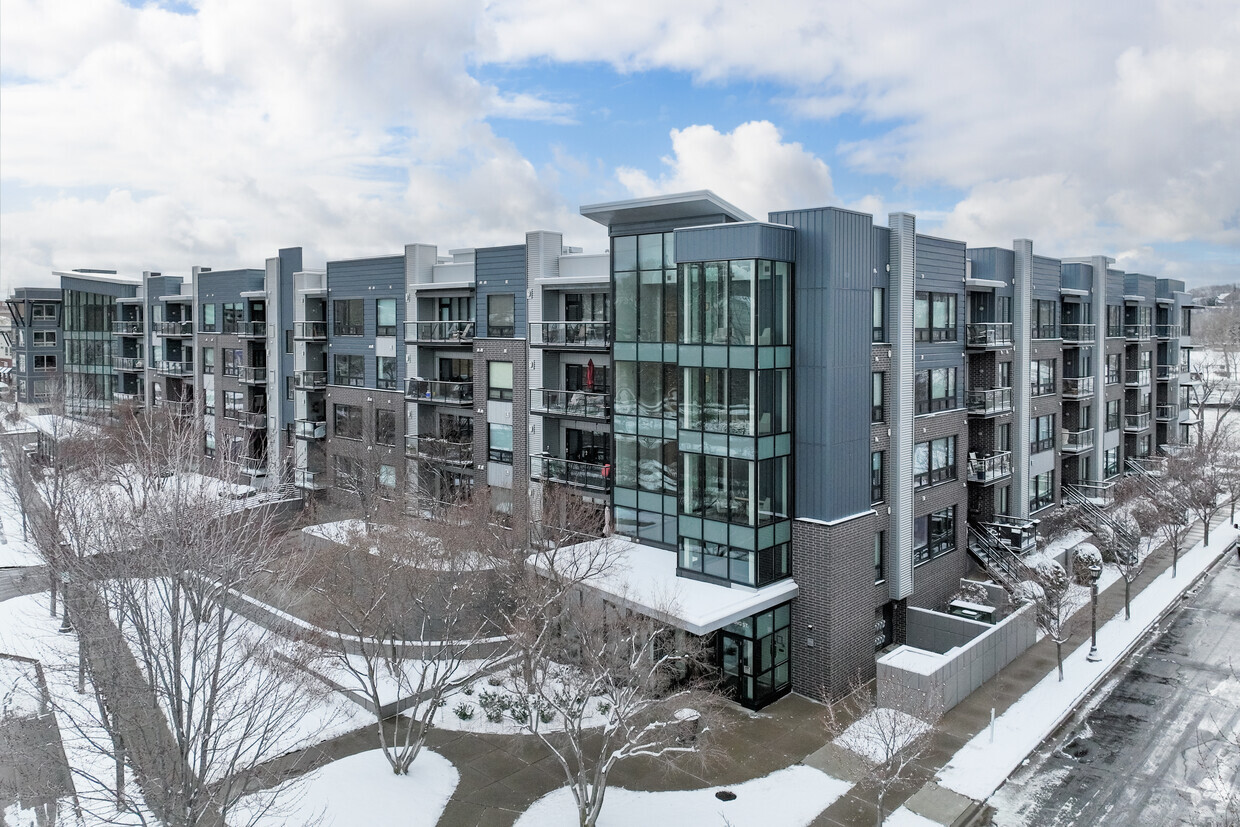Foto principal - Riverfront Flats