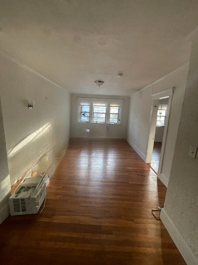 Foto del edificio - JP Two-Bedroom Quiet cul-de-sac off-Centre