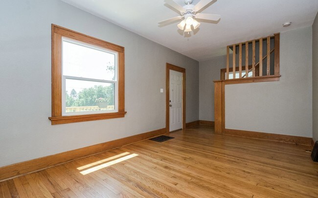 Foto del edificio - 1744 Mount Vernon Rd SE
