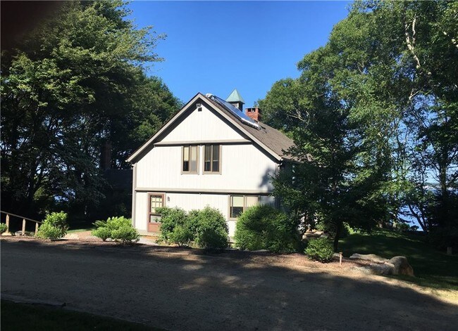 Building Photo - 449 Old Boston Neck Rd