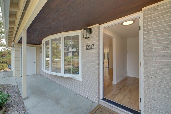 Foto del edificio - 3Bd/1.75Ba Bellevue House