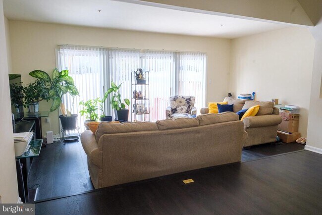 Building Photo - 37 Joyceton Way