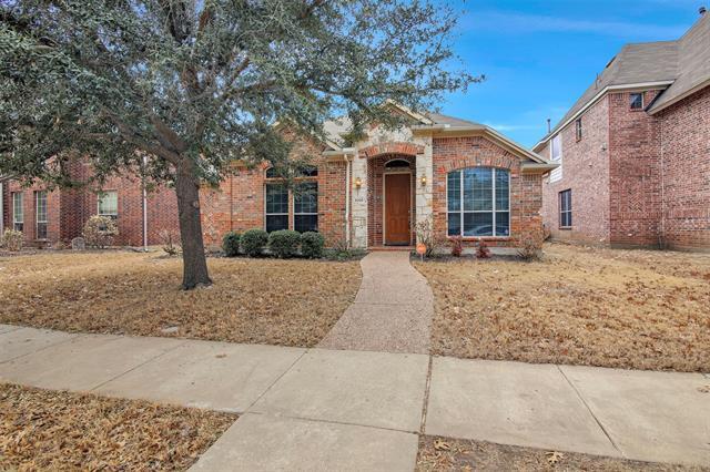 Foto del edificio - 9205 Regal Oaks Dr
