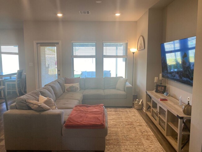 Foto del edificio - 40313 Sedgwick Ln