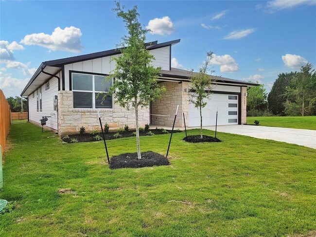 Building Photo - 7501 Wheatgrass Path