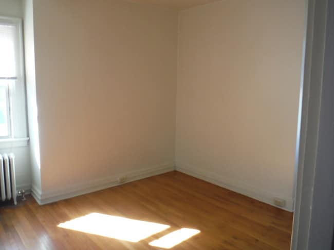 Building Photo - 244 S Highland Ave