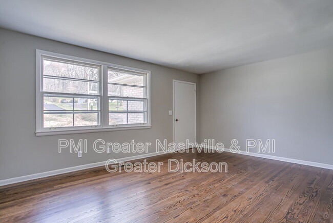 Building Photo - 969 Davidson Dr