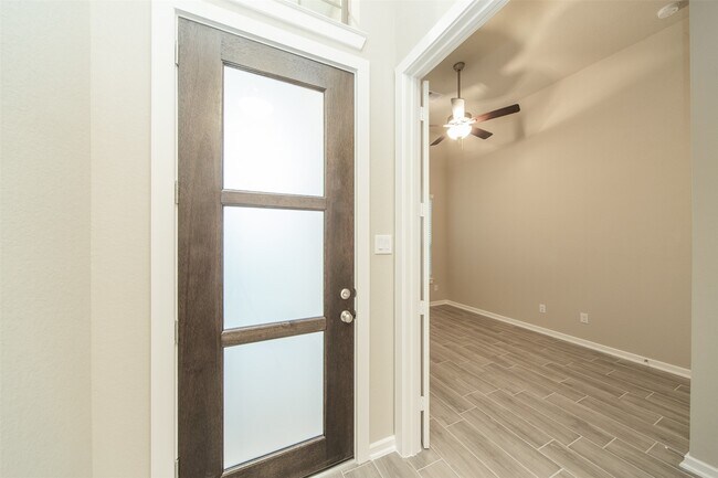 Building Photo - 4538 Primrose Valley Ln
