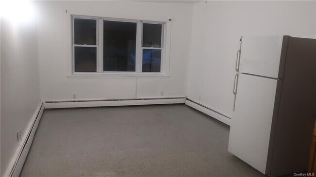 Foto del edificio - 1525 NY-208