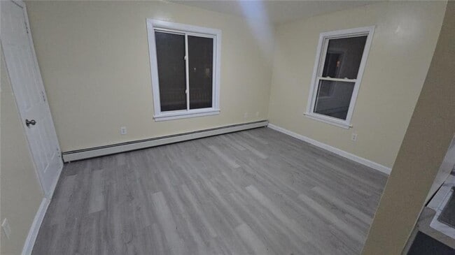 Building Photo - 494 Wood Ave