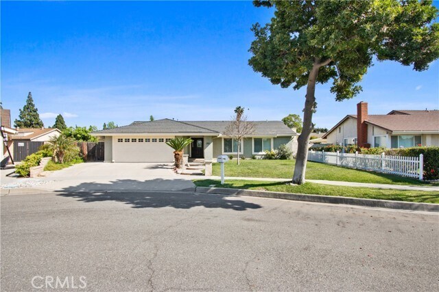 Primary Photo - 350 E Sand Pebble Way