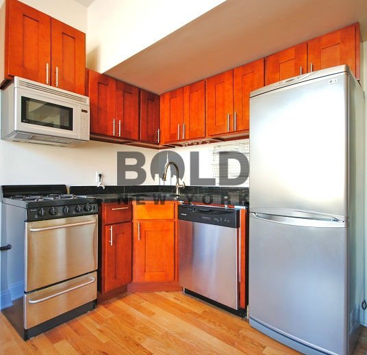 Primary Photo - 61 Delancey St