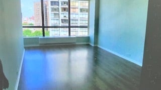Foto principal - 5415 N Sheridan Rd