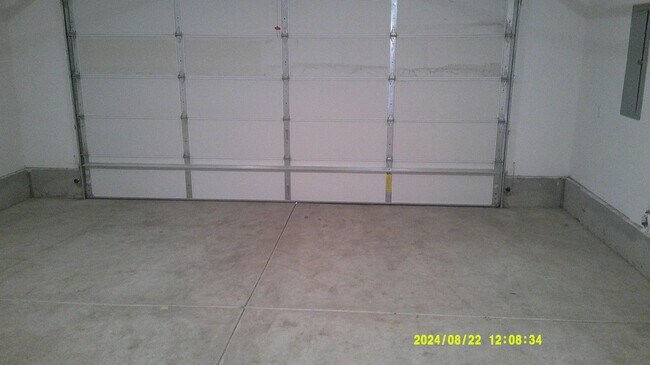 Foto del edificio - 972 Front Ave NE