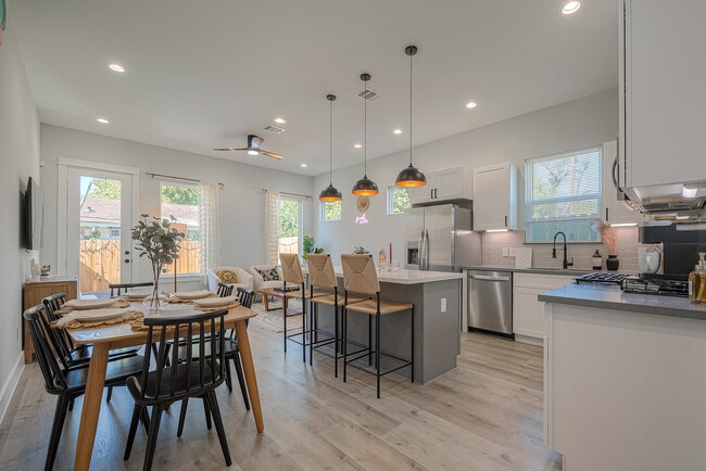 Kitchen - 2105 Sam Wilson St