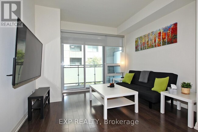 Photo du bâtiment - 460-460 Adelaide St E