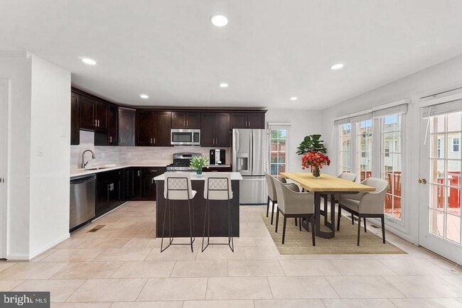 Foto del edificio - 16812 Winston Ln