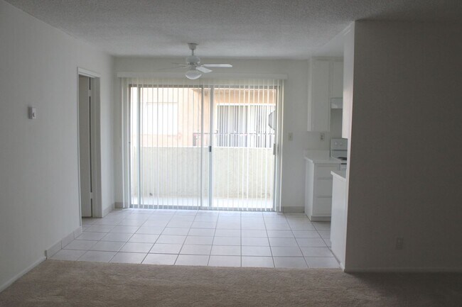 Foto del edificio - 524 Raymond Ave