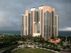 Primary Photo - 19333 Collins Ave