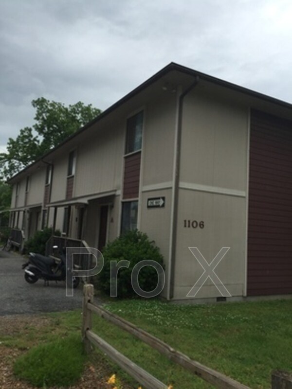 1108 S Joplin St Unit Apt. A, Pittsburg, KS 66762 Condo for Rent in Pittsburg, KS