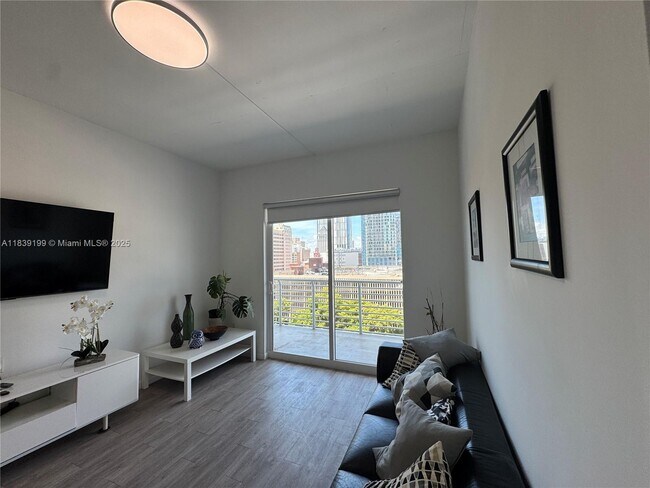 Foto del edificio - 234 NE 3rd St