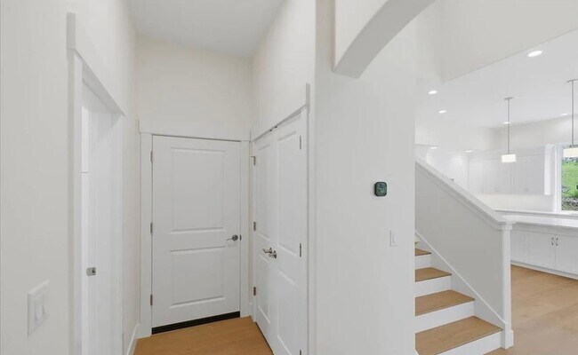 Foto del edificio - Spacious Custom Built Home in NW Corvallis