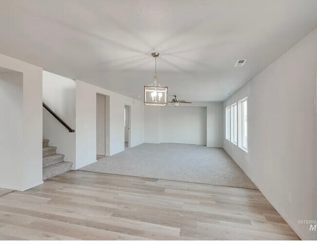 Foto del edificio - 4800 Endicott Dr