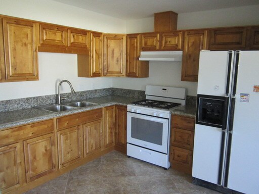 Primary Photo - 9450 Borson St