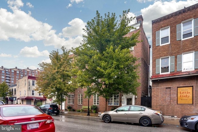 Building Photo - 245 Albemarle St
