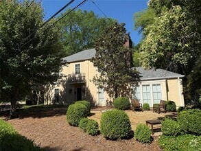 Building Photo - 2220 Felder Terrace