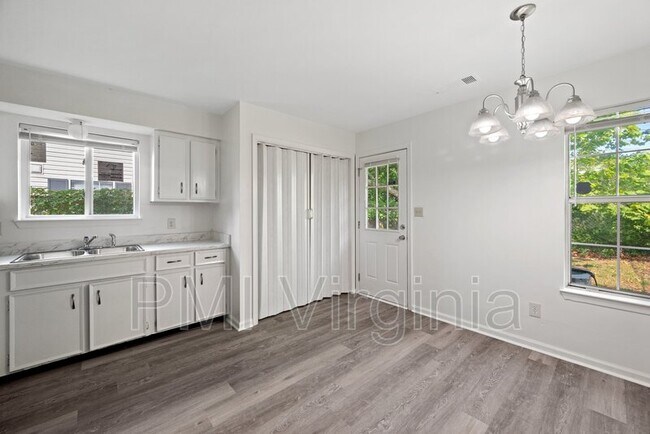 Foto del edificio - 2928 S Cape Henry Ave