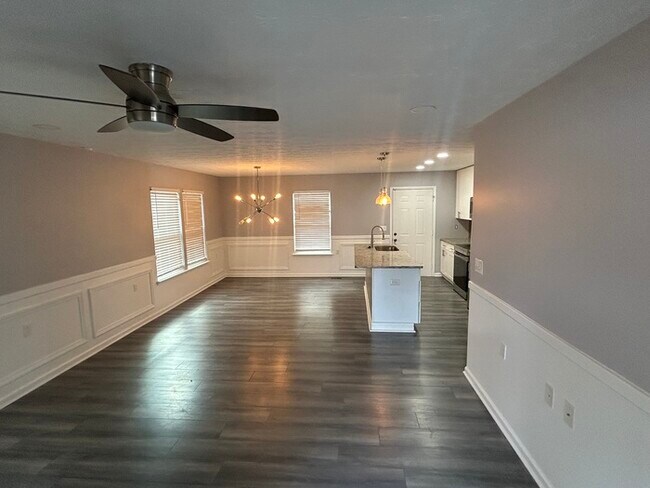 Foto del edificio - Newly Renovated!