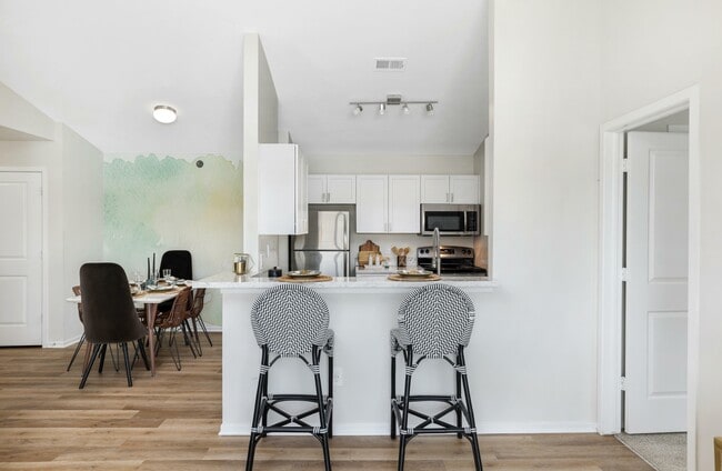 Building Photo - Park Place of Northville