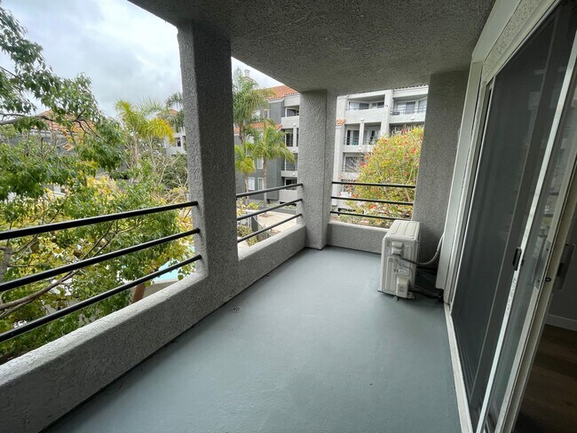 Interior Photo - The Grand Costa Mesa