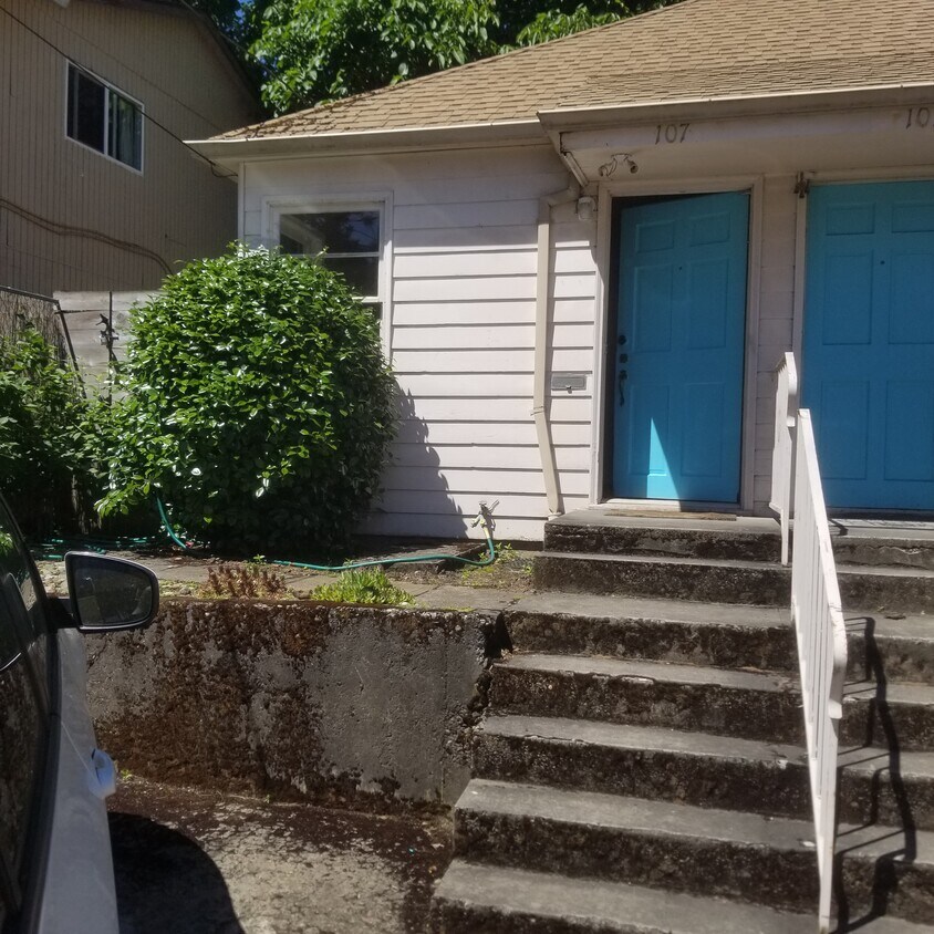 Parte frontal de la unidad - 107 Southeast 80th Avenue
